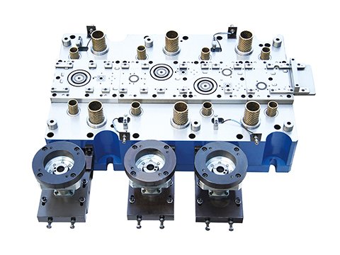 MOTOR CORE PROGRESSIVE DIE
