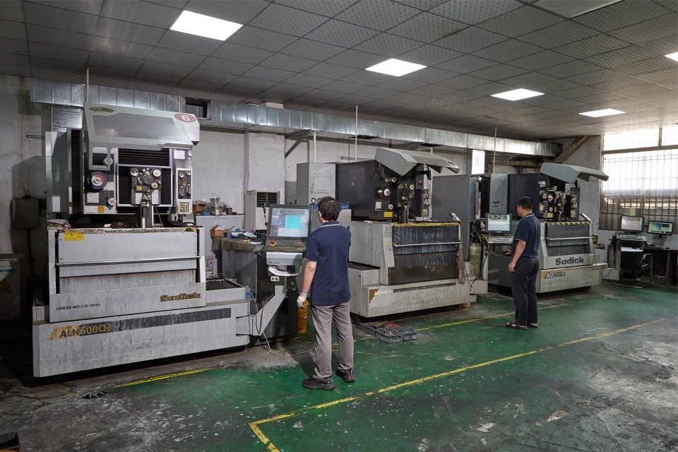 Sodick Slow-Feed Wire EDM