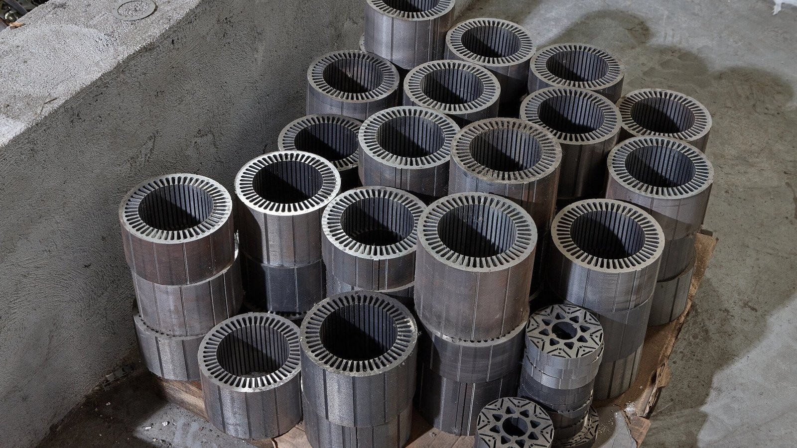Various types of finished motor cores